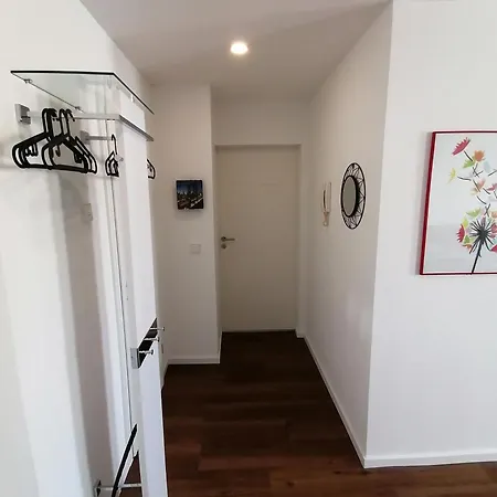 Apartment Auszeit2 - Stilvolle Dachwohnung Mit Parkplatz - Zentrumsnah *