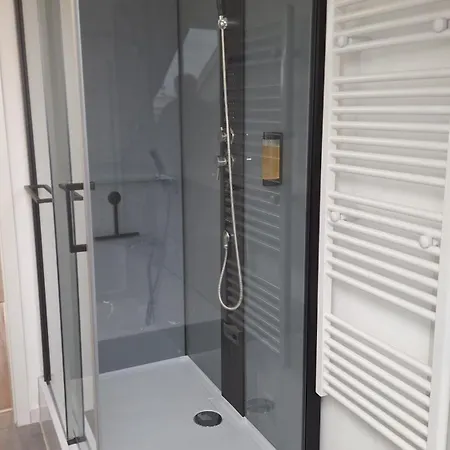 Auszeit2 - Stilvolle Dachwohnung Mit Parkplatz - Zentrumsnah Apartment Erfurt